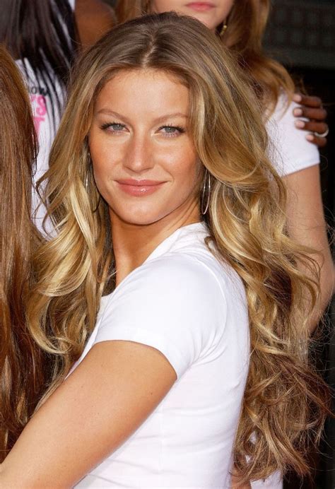 Gisele Bündchen's Incredible Hair ... | Gisele hair, Hair styles, Gisele bundchen hair