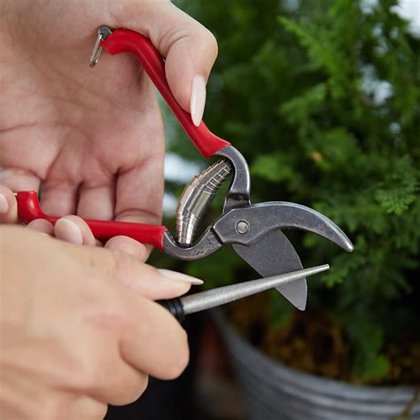 Dual-Blade Garden Tool Sharpener | Best Gardening Gifts For Mother's Day | 2020 | POPSUGAR Home ...
