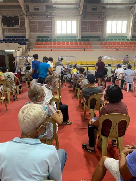 Ligao City ramps up COVID-19 jab activities for elderlies | Inquirer News