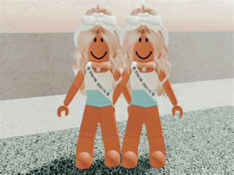 Matching pfp for scar in 2022 | Cute preppy outfits, Bestie outfits, Roblox pictures | Bestie ...