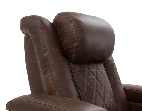 What’s the Best Kind of Leather for Your Home Theater Chair?