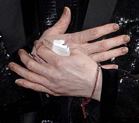 MJ's Hands 😍 | Michael jackson bad, Michael jackson, Micheal jackson