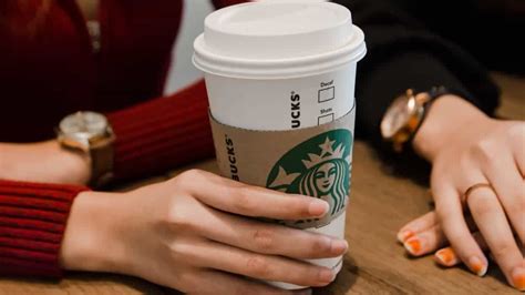 Starbucks Coffee Traveler: What It Is, How to Order, Prices