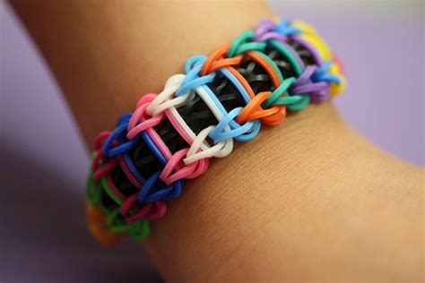 Create a Stunning Ladder Bracelet on the Rainbow Loom