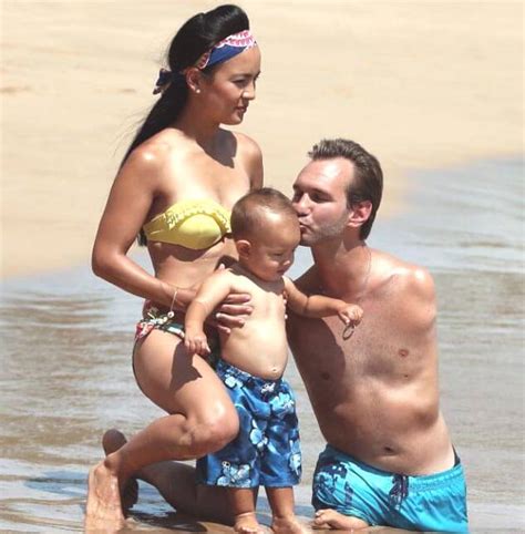 Nick Vujicic Biography, Wiki, Age, Family, Wife, Net Worth