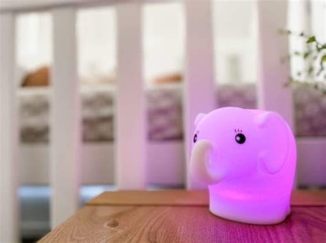 10 Of The Best Night Lights For Babies And Toddlers In 2024 | Best baby night light, Baby night ...