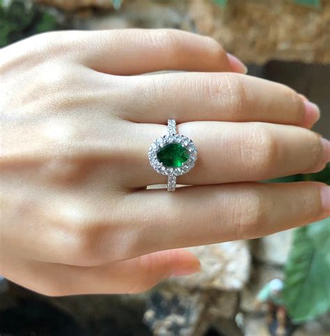 Tsavorite with Diamond Ring Set in 18 Karat White Gold Settings For ...