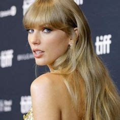(9) celebrity icons | Tumblr Taylor Swift Red Carpet, Taylor Swift Hot, Live Taylor, Kramer Vs ...