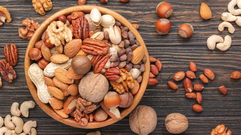 25 Most Popular Types Of Nuts, Explained