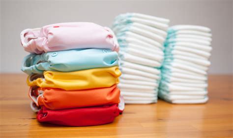 Cloth Diapers - Choosing Disposable or Reusable Diapers for Baby