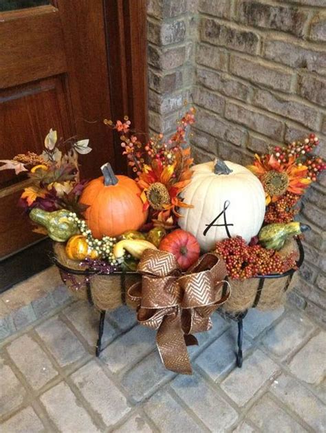 30 Eye-Catching Outdoor Thanksgiving Decorations Ideas – Easyday | Fall decorations porch, Fall ...