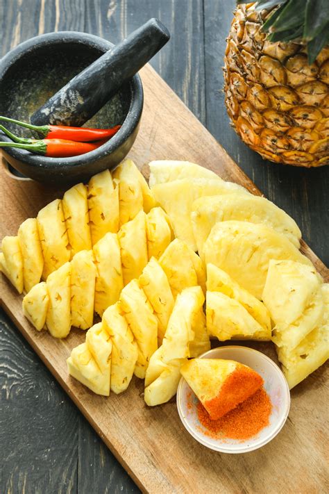 How To Cut A Pineapple - Wok and Kin