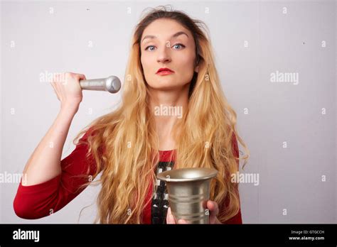 woman angry and threatens Stock Photo - Alamy