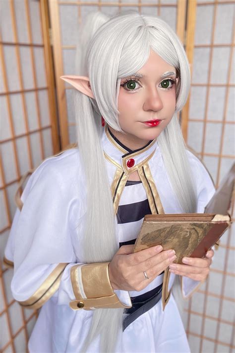 Frieren cosplay by Naoko : r/Frieren