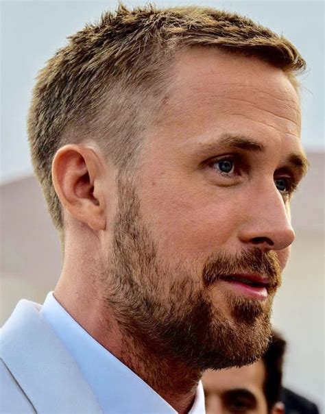 Ryan Gosling 💘 | Ryan gosling hair, Short haircuts for older men, Mens ...