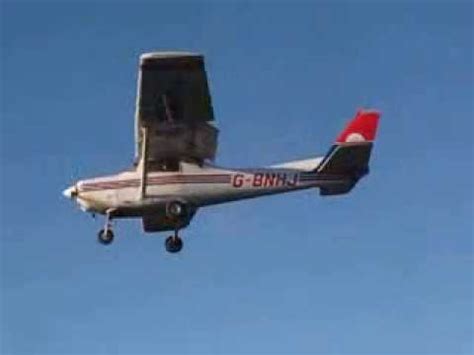 G BNHJ Cessna 152 Landing - YouTube