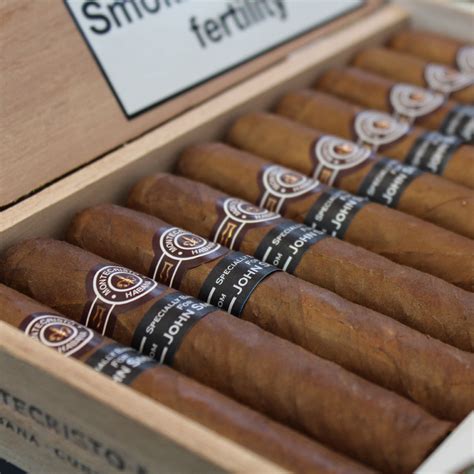 Personalised Cigar Bands - The Cigar Library