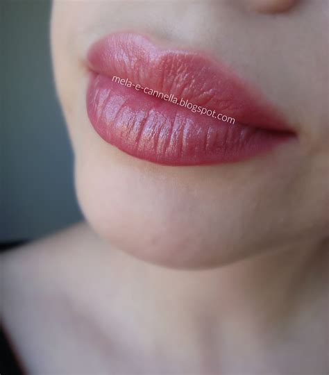 mela-e-cannella: AVON - True Supreme Nourishing Lipstick - Review