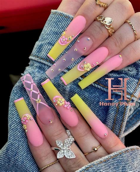 40 Cute Acrylic Nails To Wear This Spring : Pink and Yellow Nail Art I ...