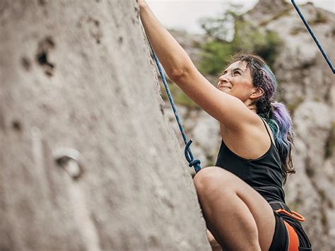 Workouts for Climbers: How To Train for Rock Climbing and Bouldering