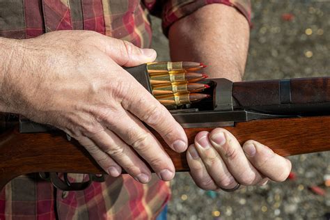 Living History: Shooting The M1 Garand Rifle In 30-06 Spring - Guns and ...