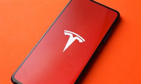 Tesla's rumoured new 'Model Pi' smartphone designed to work on Mars ...