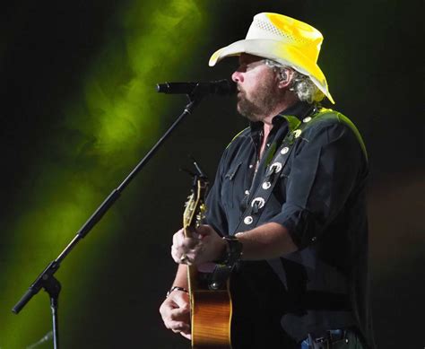 Photos: Toby Keith concert | Music | siouxcityjournal.com