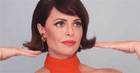 Bob Short Hair GIF by sophiaamoruso - Find & Share on GIPHY