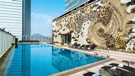 7 Hotel Pool Passes in Hong Kong