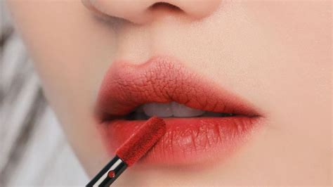 What is tint? Pros and cons of lipstick