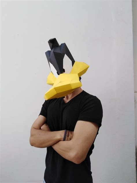 DAFFY DUCK DIY Looney Tunes Mask, 55% OFF