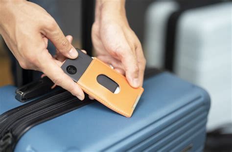 3 Best Luggage Trackers of 2024, According to Reviews