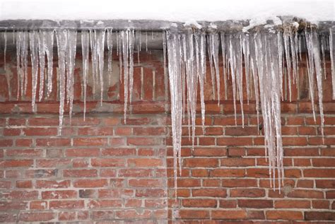 Five Ways That Ice Can Damage Your Home | Gutter Boyz of Kentucky