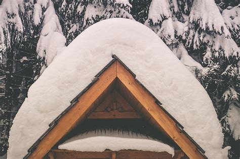 Popular Montana Ski Resort Blasted With Over a Foot of New Snow