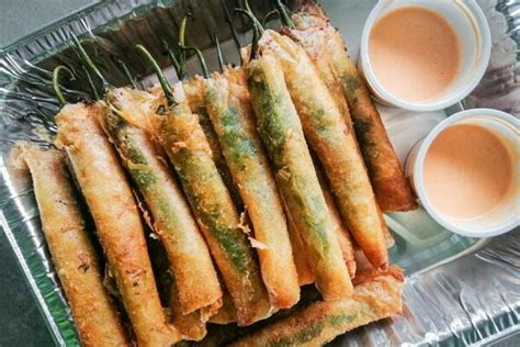 Dynamite Lumpia Recipe | RecipeLion.com