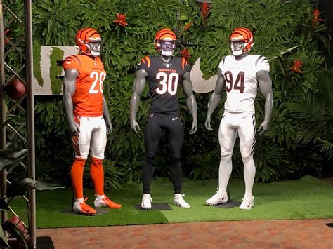 Bengals unveil new uniforms | WKRC