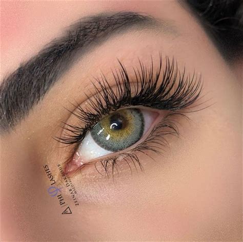 Classic Eyelash Extensions (2023): All You Need to Know