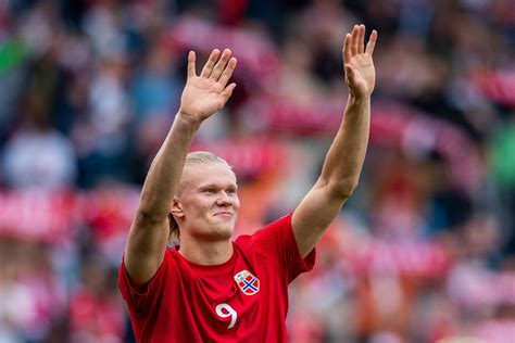 Erling Haaland Salary Per Week 2024: Weekly Salary Man City!