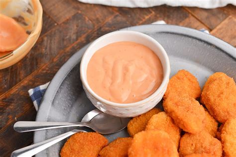 BEST Chicken Nugget Dipping Sauce (Chick-Fil-A Sauce Copycat!)