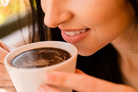 Coffee & Dental Health: Does Coffee Stain Damage Your Teeth?