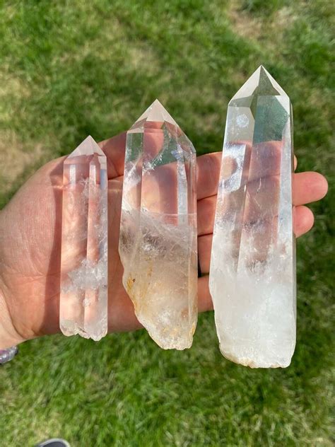 Clear Quartz Crystal Properties. Healing, Amplifying, Clarity | by Gems By LYC | Medium