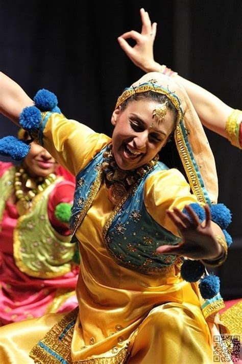 These Dances Will Totally Tone Your Body ... | Bhangra dance, Dance of ...