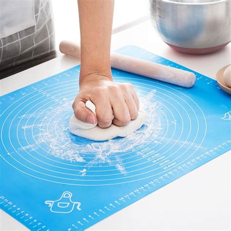 Nonstick Rollable Silicone Pastry Baking Mat With Measurements – Simply Novelty