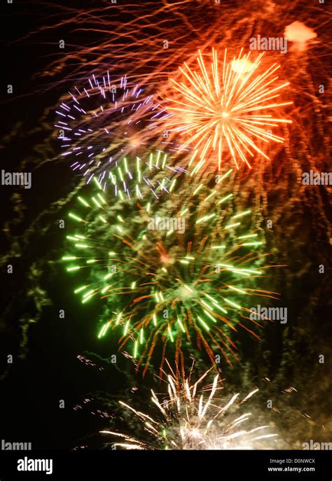 Fireworks explosion hi-res stock photography and images - Alamy