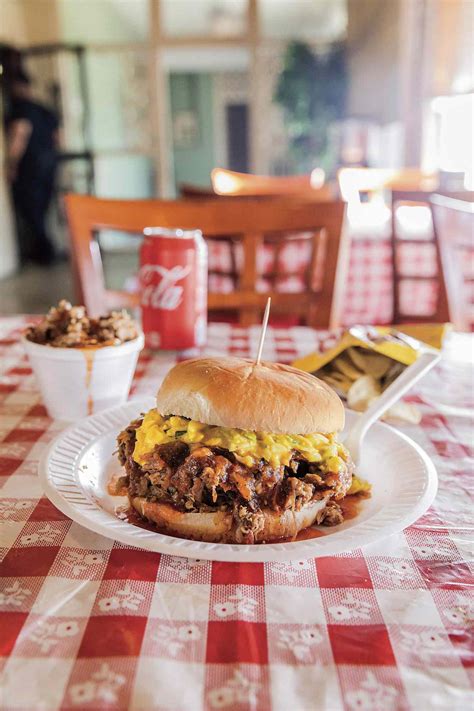 The 8 Best BBQ Joints In Memphis