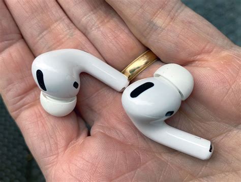 Are Headphones Or Airpods Better For Working Out at Carrie Sullivan blog