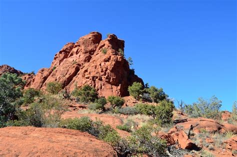 Premium Photo | Beautiful day for hiking in the red rocks