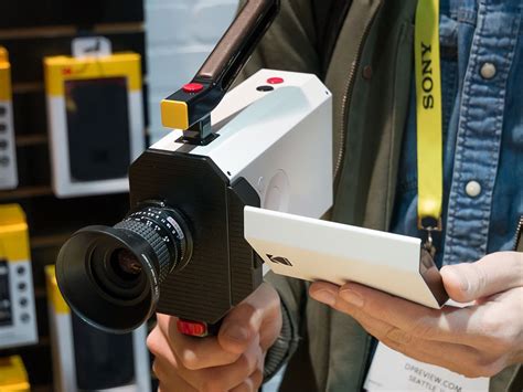 CES 2017: Hands-on with the Kodak Super 8: Digital Photography Review