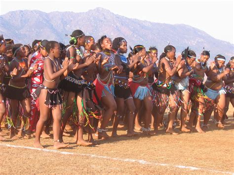 HOLA 058 | Swazi's Reed Dance 2007 | Zamuxolo Matiwana | Flickr