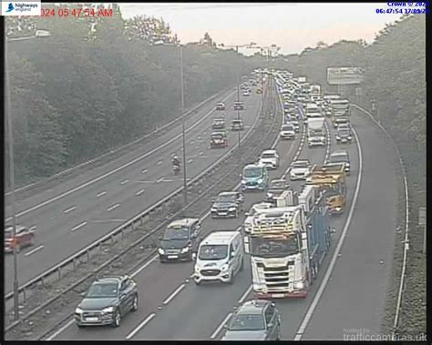 Latest CCTV Camera Feeds from the M4 Motorway - Traffic Cameras UK